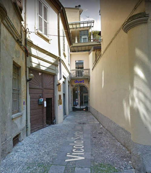 vicolo Santa Chiara street view